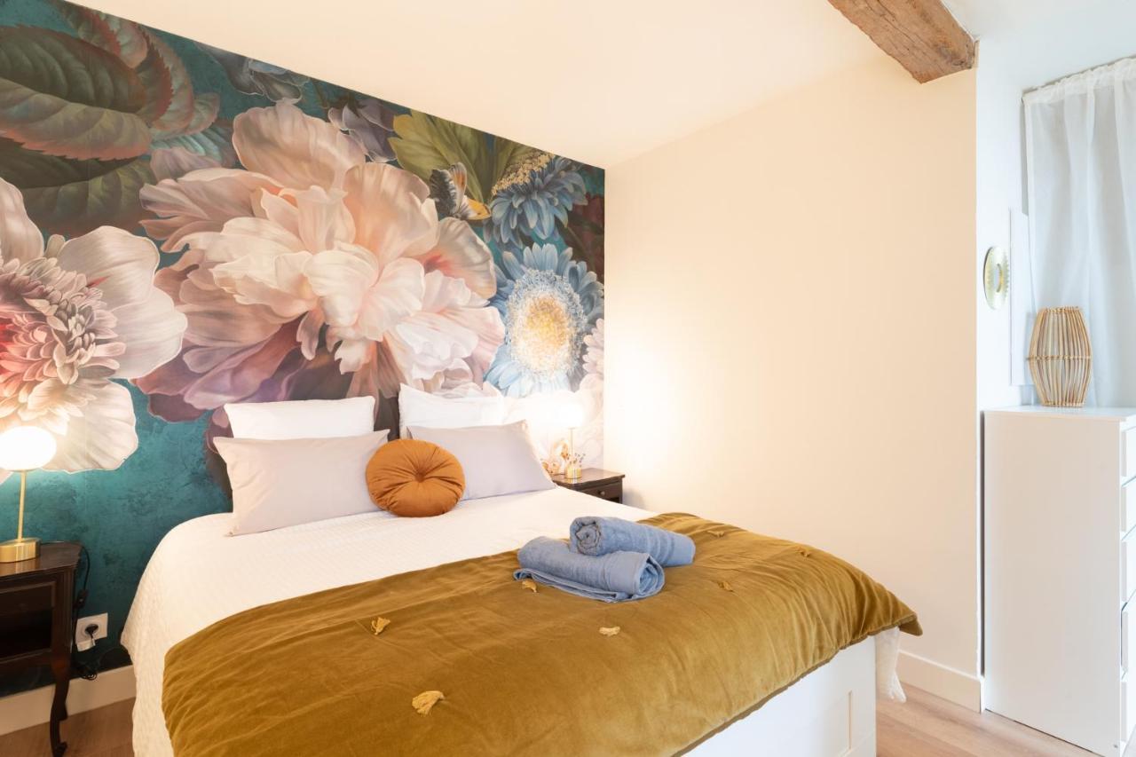Sur La Place , Centre Village Cosy & Calme 2Ch Lapeyrouse-Fossat ภายนอก รูปภาพ